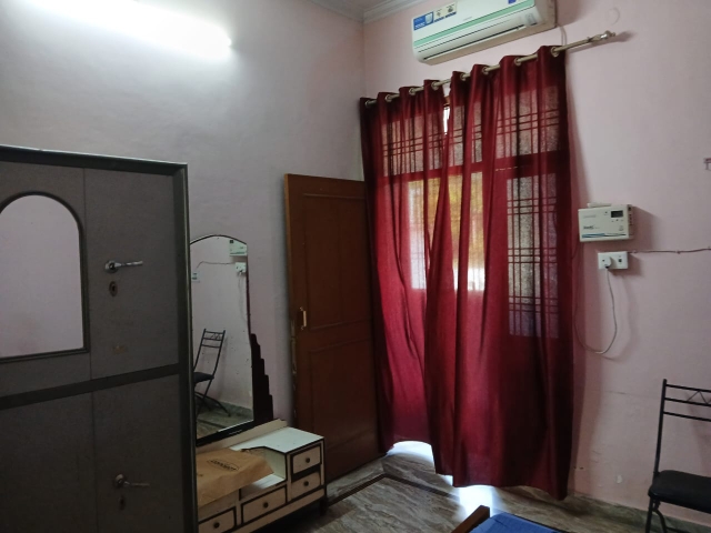 2 BHK Independent House For Rent in Gomti Nagar