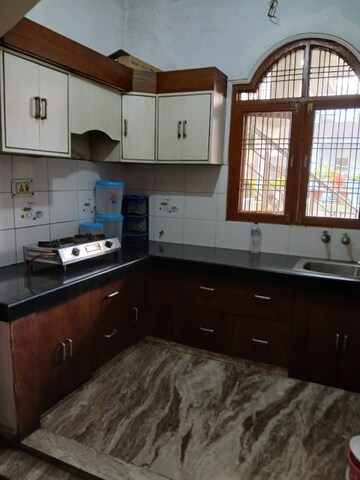 Kitchen in 2 BHK Independent House at Gomti Nagar – for Rent