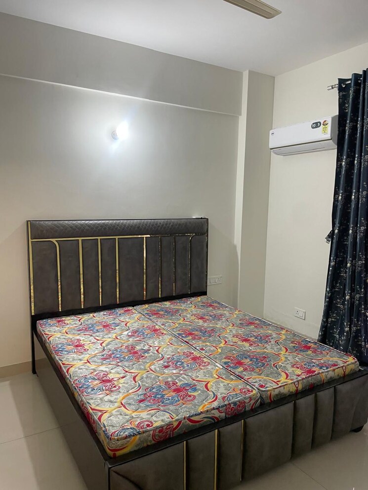 Bedroom, artique-uptown-skylla 3 Bedroom 2020 Sq.Ft. Apartment In International Airport Road Zirakpur 8948835