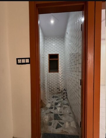 Bathroom in 3.5 BHK Builder Floor at Sector 29 – for Sale
