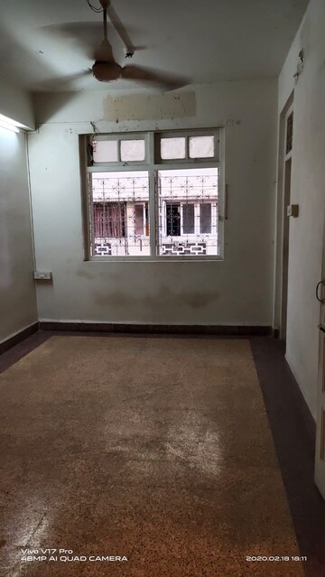 Room in 2 BHK Apartment at Colaba – for Sale