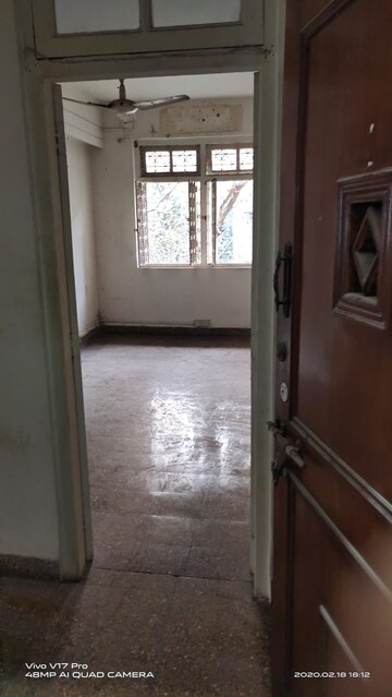 2 BHK Apartment For Sale in Colaba
