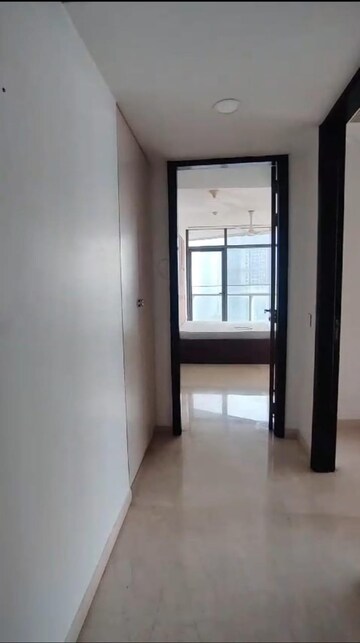 Room in 3 BHK Apartment at Omkar 1973, Worli – for Rent