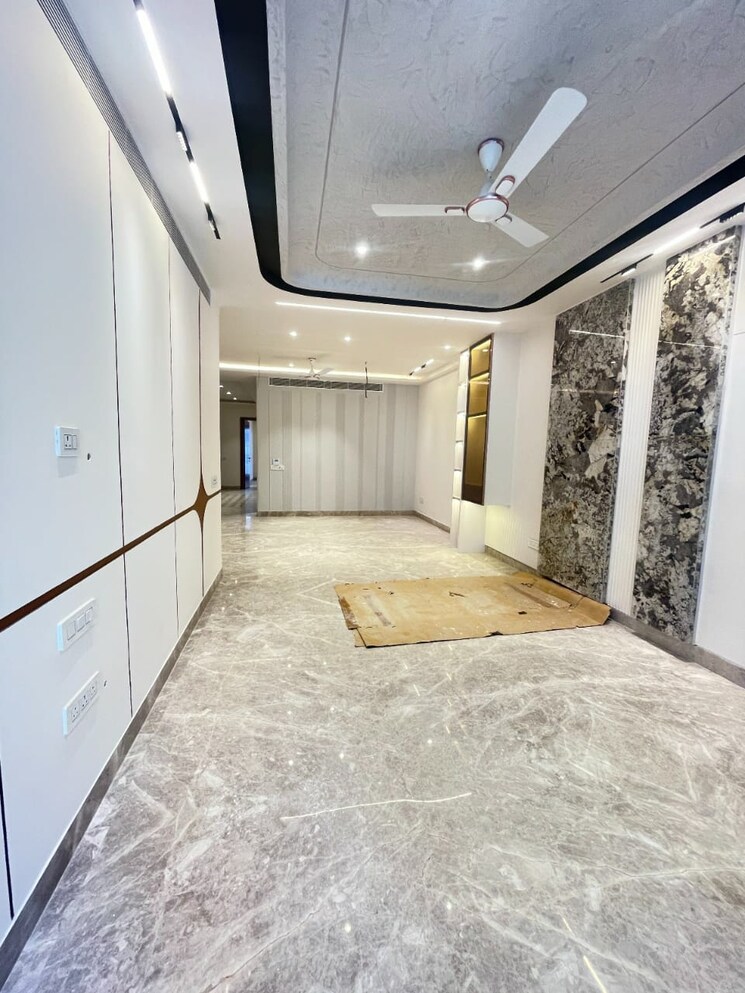 Bedroom, dlf-building-10 3 Bedroom 300 Sq.Yd. Builder Floor In Dlf Phase ii Gurgaon 8948868