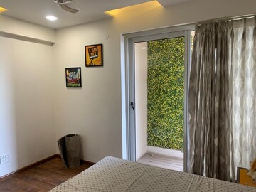 Bedroom in 3 BHK Apartment at Ambala Highway – for Rent