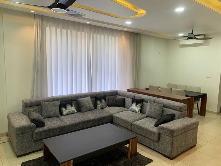 Living Room, ambala highway 3 Bedroom 1885 Sq.Ft. Apartment In Ambala Highway Zirakpur 8948885