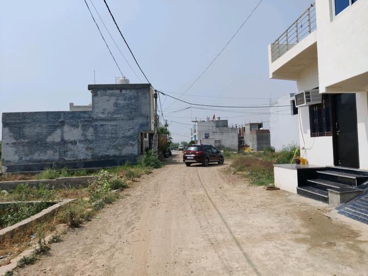 Plot For Sale in Vaishno Homes
