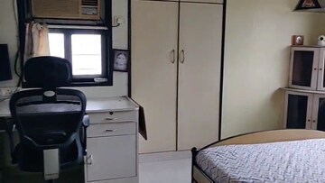 Bathroom in 3 BHK Apartment at Hansa CHS Jogeshwari, Jogeshwari East – for Rent