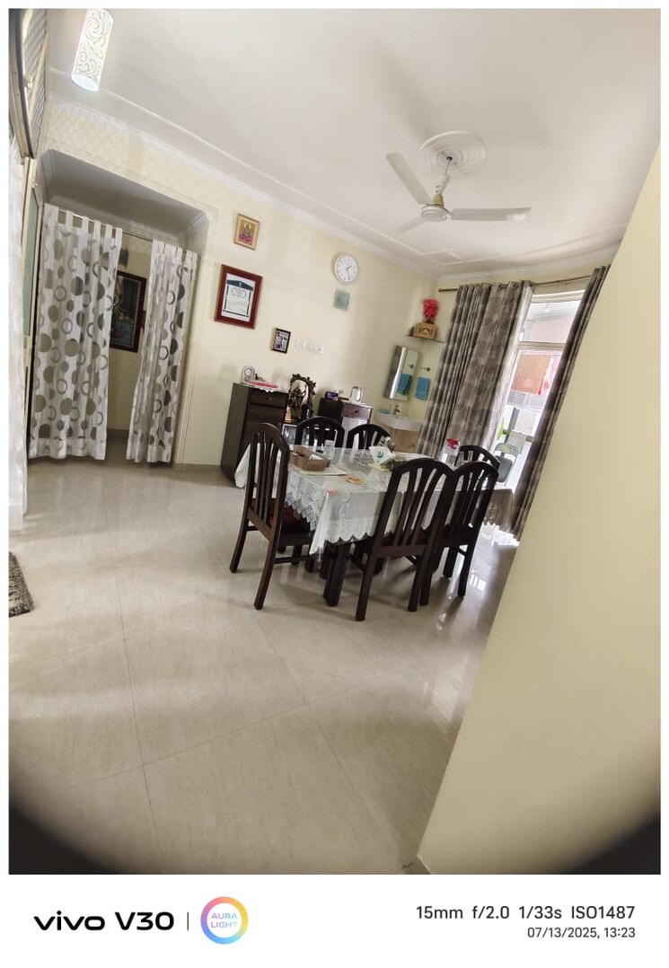 Gym, gomti nagar 3.5 Bedroom 2000 Sq.Ft. Apartment In Gomti Nagar Lucknow 8948929