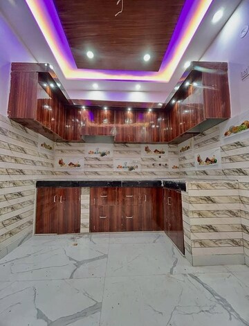Furnished Amenities in 3 BHK Builder Floor at Sector 35 – for Sale