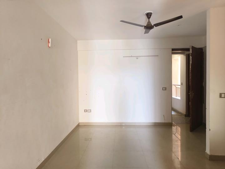3 BHK + Extra Room Apartment For Rent in Sector 4 Dwarka