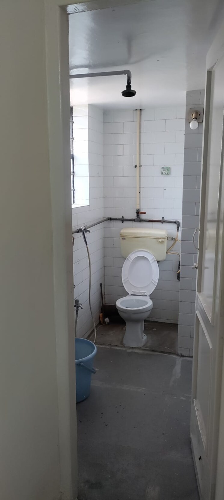 Bathroom, modern-palace 1 Bedroom 550 Sq.Ft. Apartment In Kondhwa Pune 8948949