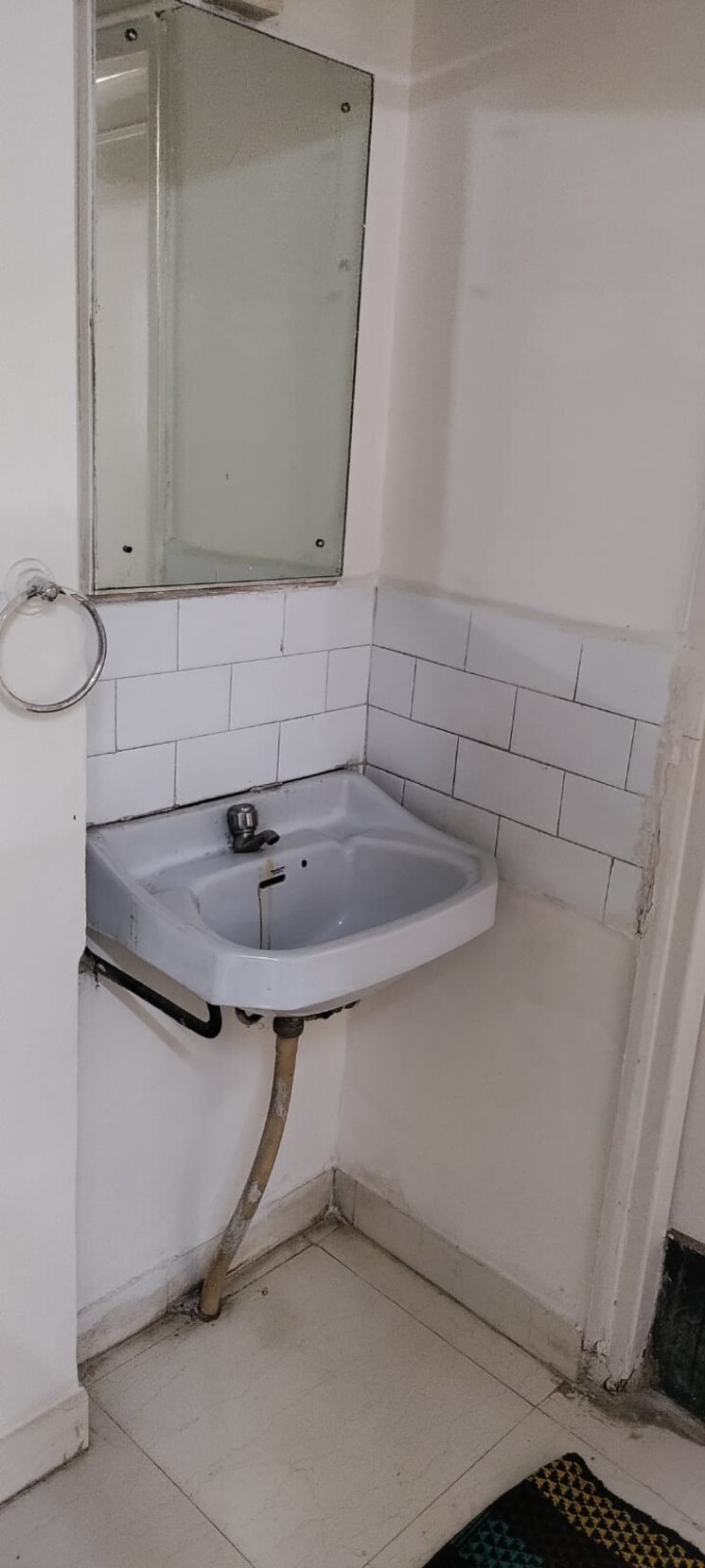 Bathroom, modern-palace 1 Bedroom 550 Sq.Ft. Apartment In Kondhwa Pune 8948949