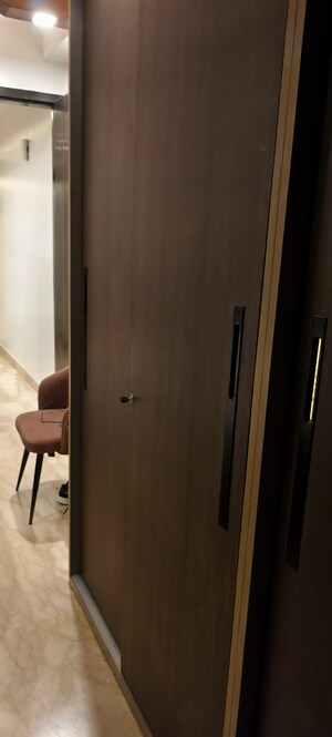 Furnished Amenities in 1 BHK Builder Floor at Lajpat Nagar – for Sale