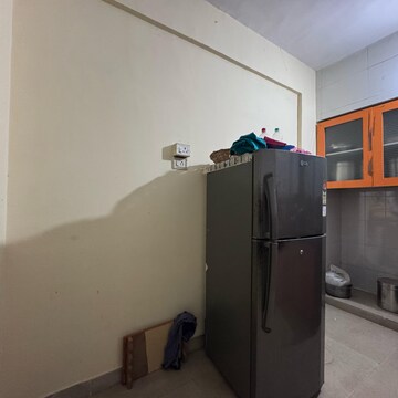 Room in 2 BHK Apartment at Vasai West – for Sale