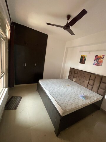 Bedroom in 3 BHK Apartment at Supertech Cape Town, Sector 74 – for Rent