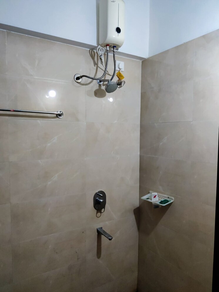 Bathroom, aaiji-lakeshore-residences 2 Bedroom 820 Sq.Ft. Apartment In Dhanori Pune 8948958