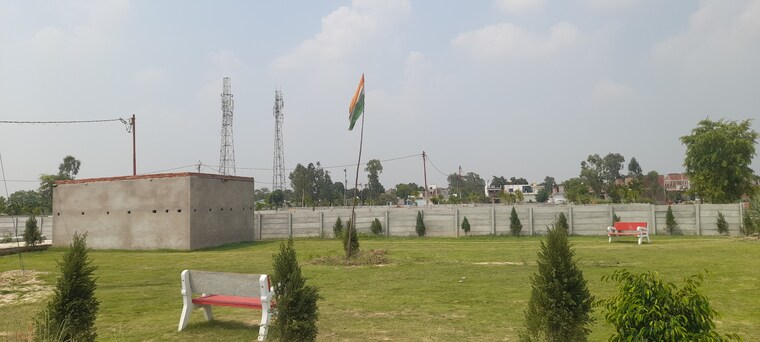 Garden, krishna-iscon-valley  612 Sq.Ft. Plot In Gosainganj Lucknow 8948978