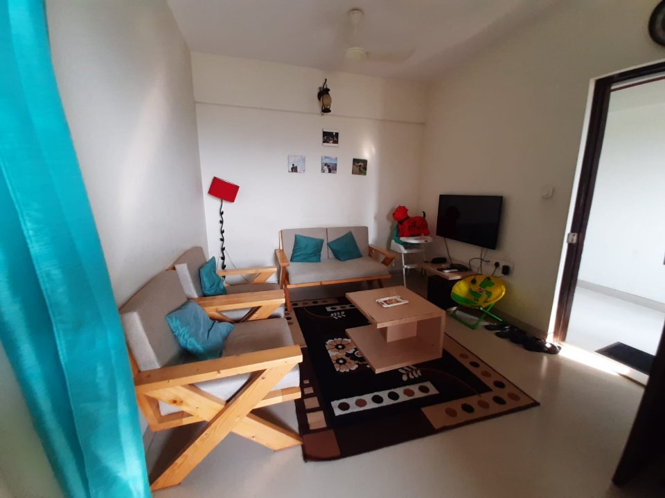 1.5 BHK + Study Room Apartment For Sale in Lodha Casa Royale