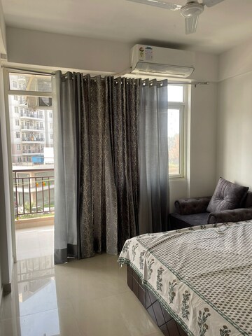 Bedroom in 2 BHK Apartment at Suncity Avenue 76, Sector 76 – for Sale