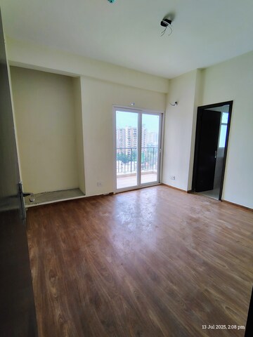 Room in 3 BHK Apartment at NBCC Aspire Enchante, Tech Zone 4 Greater Noida – for Sale