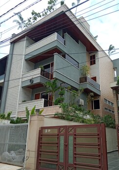5 BHK + Pooja Room,Servant Room,Study Room,Extra Room Independent House For Sale in Nirman Nagar