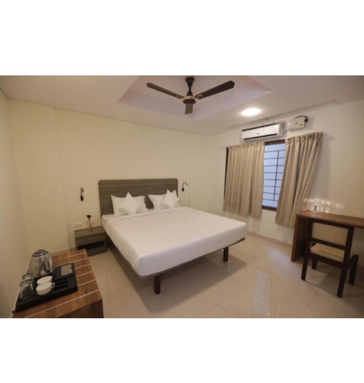 Room, sector 46 Pg For Boys & Girls In Sector 46 8949024