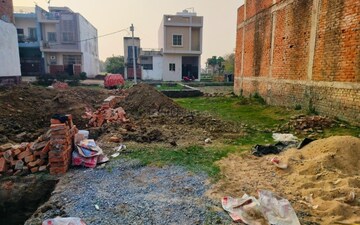 Plot For Sale in Girp Society, Dlf Ankur Vihar