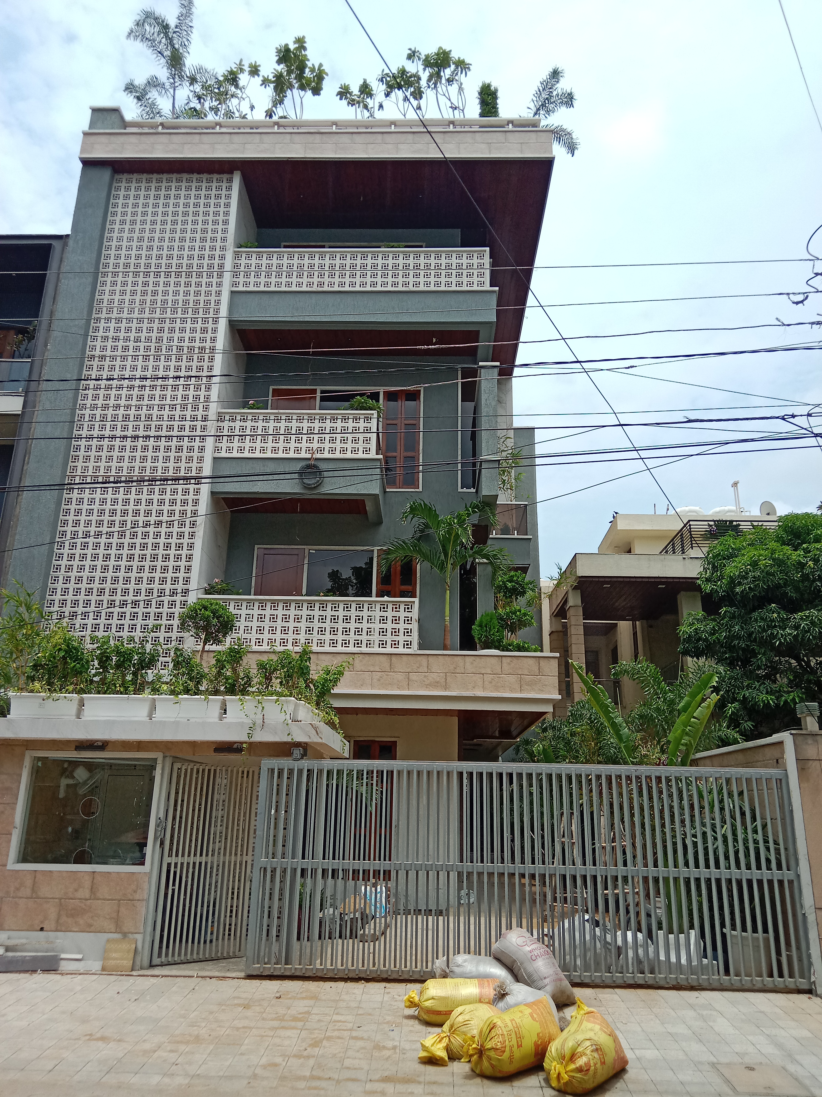 5 BHK + Pooja Room,Servant Room,Study Room,Extra Room Independent House For Sale in Apni Zameen Apna Aasman 