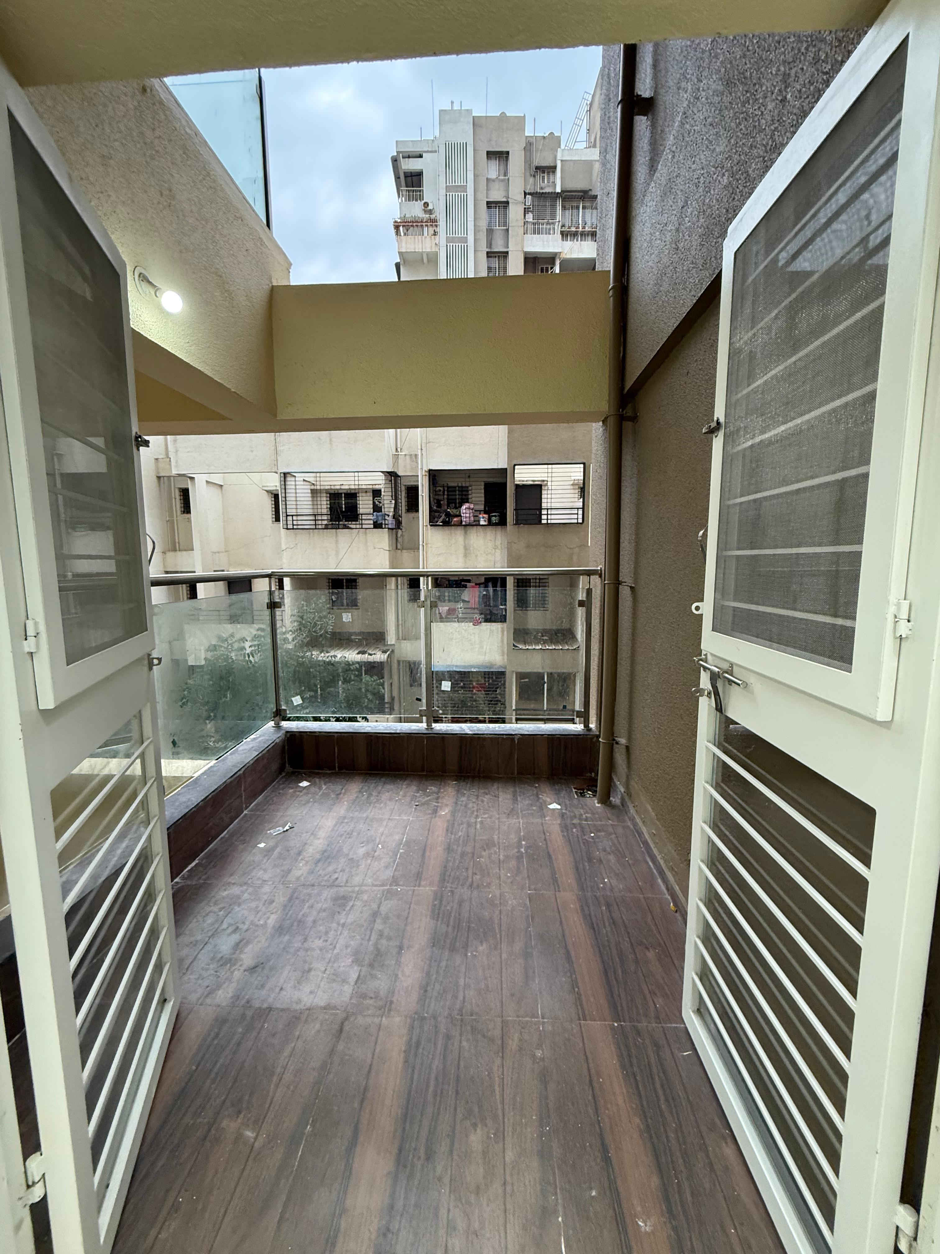 2 BHK + Pooja Room,Servant Room,Study Room,Extra Room 1205 Sq.Ft. Apartment in Avalon Elysium CHS Ltd