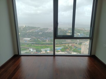 Room in 2 BHK Apartment at Lalitambika Akshay, Worli – for Rent