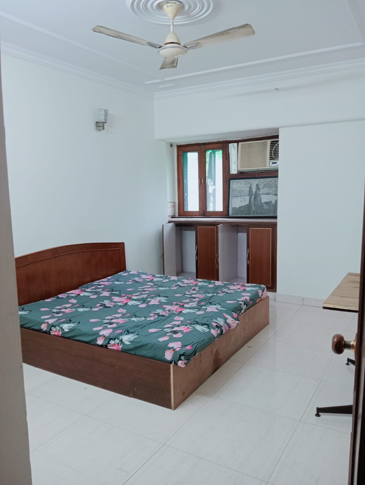 2 BHK + Extra Room Apartment For Rent in Patparganj