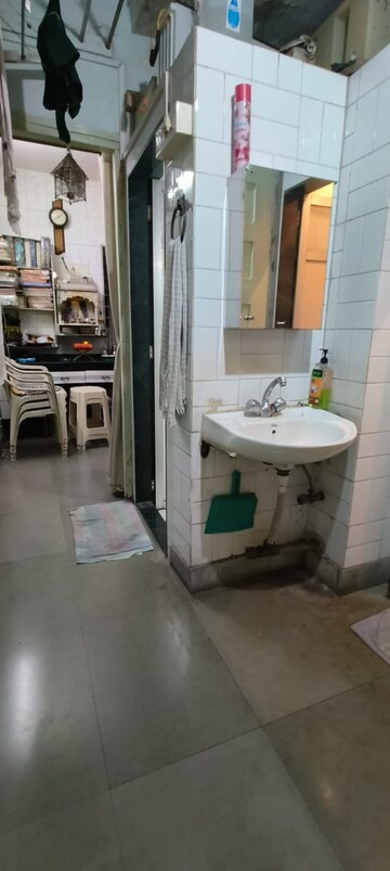 Living Room in 1 BHK Apartment at Vishnu Nagar – for Rent