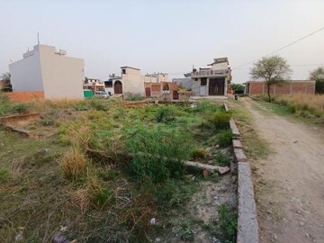  Plot For Sale in Adarsh Apartment 7, Dlf Ankur Vihar
