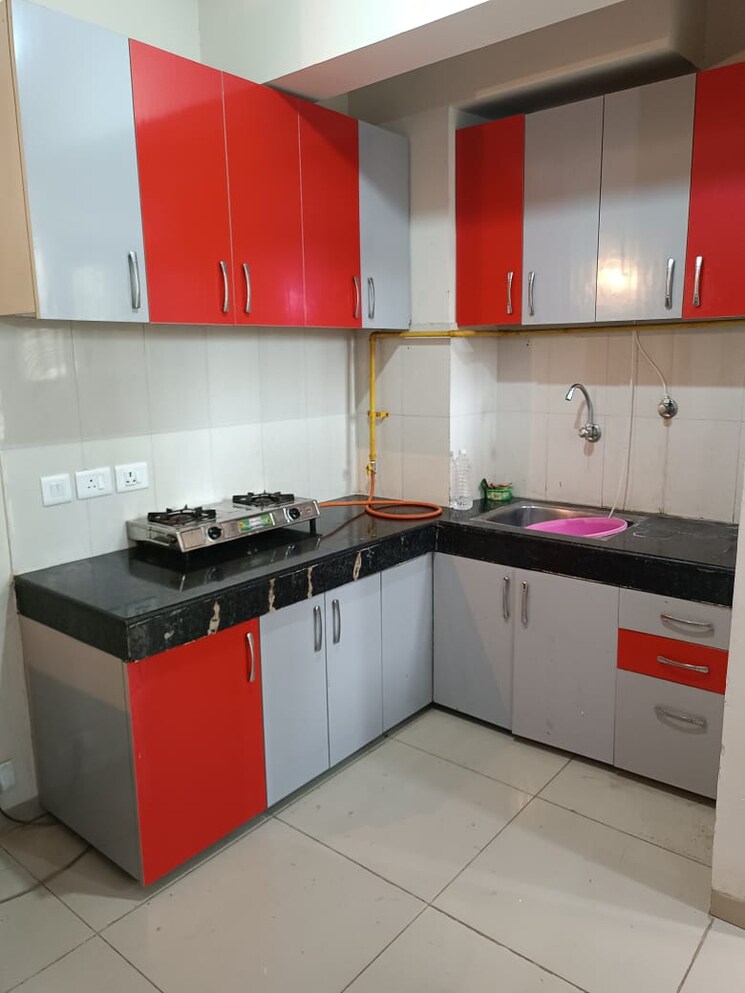 Kitchen, wave-dream-homes 1 Bedroom 578 Sq.Ft. Apartment In Wave City Ghaziabad 8949086