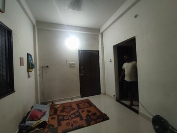 Room in 1 BHK Independent House at Kharbi – for Rent