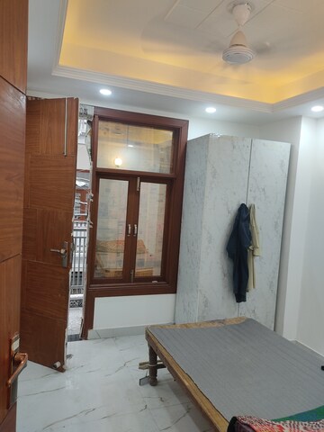 Room in 2 BHK Builder Floor at Panchsheel Vihar – for Rent
