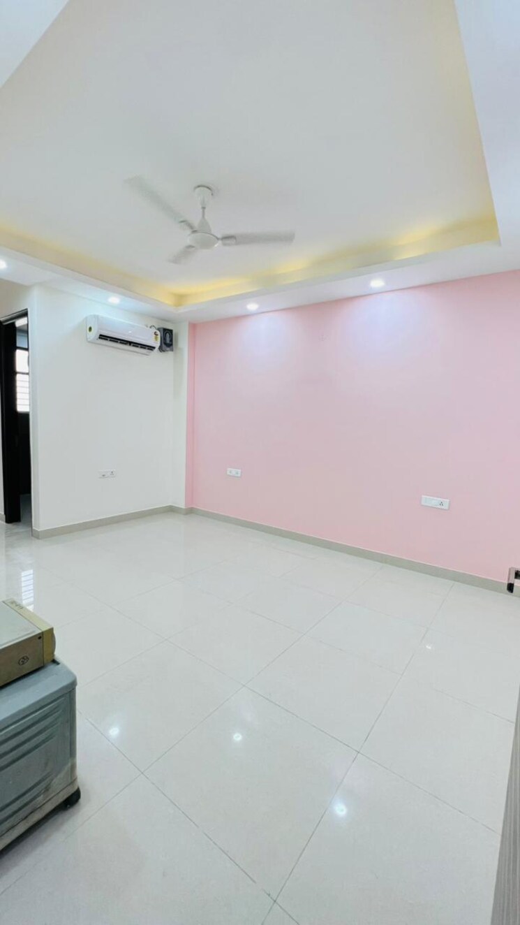 Room, ansal-api-esencia 3 Bedroom 2000 Sq.Ft. Builder Floor In Sector 67 Gurgaon 8949118