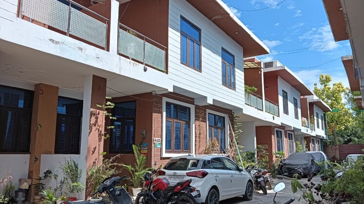 Exterior View, alpha 1 greater noida 3 Bedroom 1665 Sq.Ft. Villa In Alpha 1 Greater Noida Greater Noida 8949126