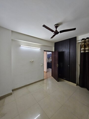 2 BHK Apartment For Rent in Gaur City 4th Avenue, Sector 4 Greater Noida