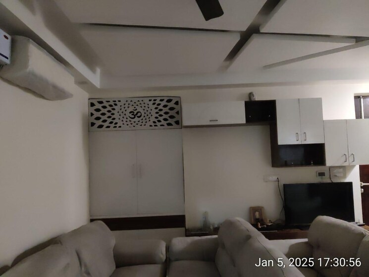 Team Area, sector 15 3 Bedroom 300 Sq.Yd. Apartment In Sector 15 Faridabad 8949141