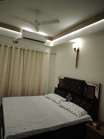 Studio Apartment For Rent in Gaur Yamuna City