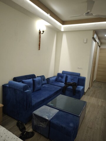 Team Area in Studio Apartment at Gaur Yamuna City – for Rent