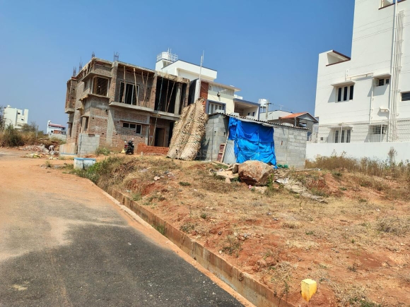 Plot For Sale in MGM Keshav Complex