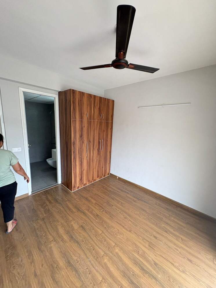 Room, signature-global-city 3 Bedroom 1250 Sq.Ft. Apartment In Sector 37d Gurgaon 8949226