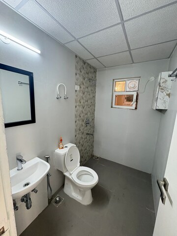 Bathroom in 3 BHK Apartment at Signature Global City, Sector 37d – for Rent