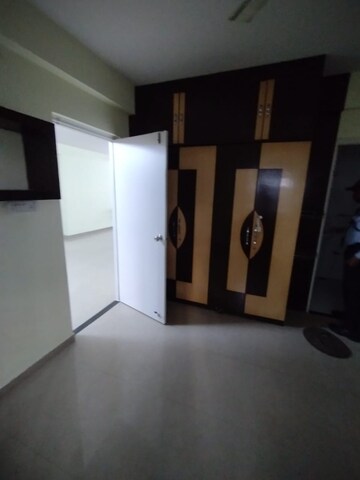 Room in 3 BHK Apartment at Miyapur – for Rent
