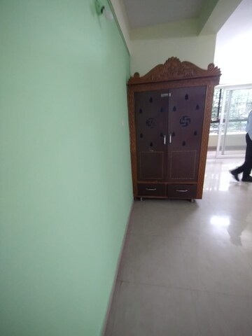 Room in 3 BHK Apartment at Miyapur – for Rent