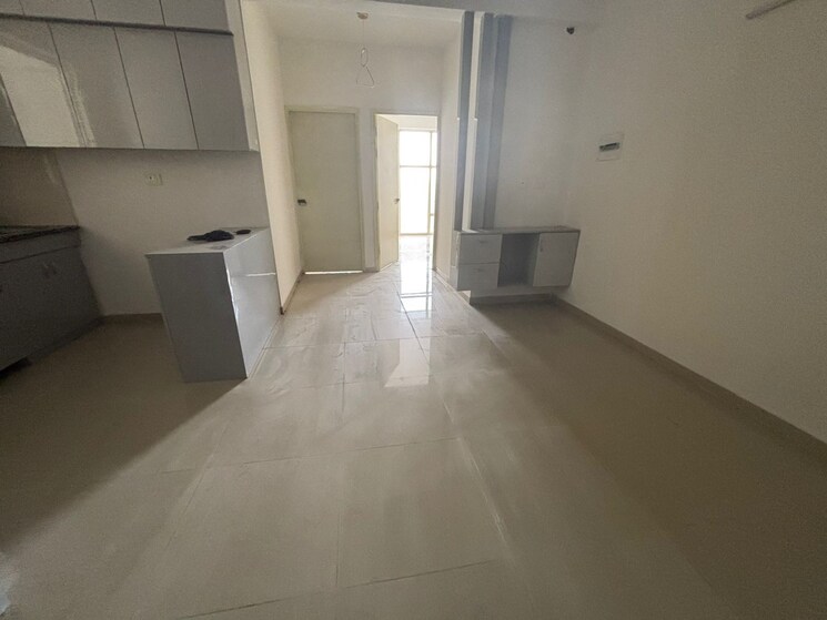 Room, pyramid-pride 2 Bedroom 678 Sq.Ft. Apartment In Sector 76 Gurgaon 8949257