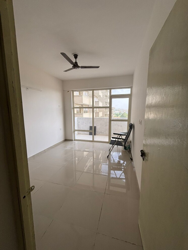 Bathroom, pyramid-pride 2 Bedroom 678 Sq.Ft. Apartment In Sector 76 Gurgaon 8949257